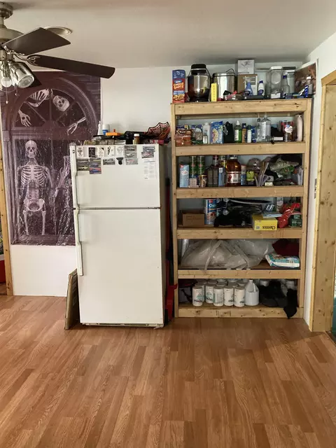 Kitchen - 3748 Fitzwater, Gladwin, MI 48624 photo 6 of 7