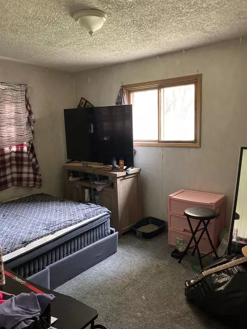 Bedroom - 3748 Fitzwater, Gladwin, MI 48624 photo 4 of 4