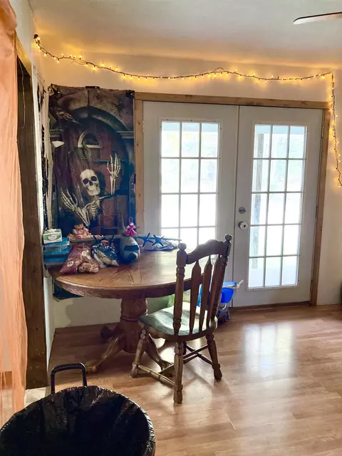 Entry Way - 3748 Fitzwater, Gladwin, MI 48624 photo 1 of 3