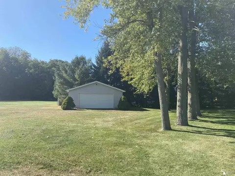 12007 Grafton, Carleton, MI 48117 photo 6