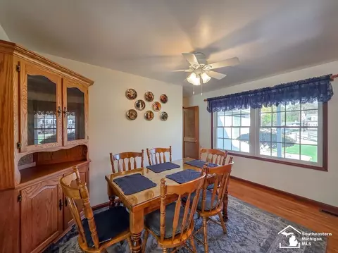 12007 Grafton, Carleton, MI 48117 photo 17
