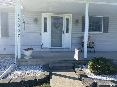 12007 Grafton, Carleton, MI 48117 photo 2