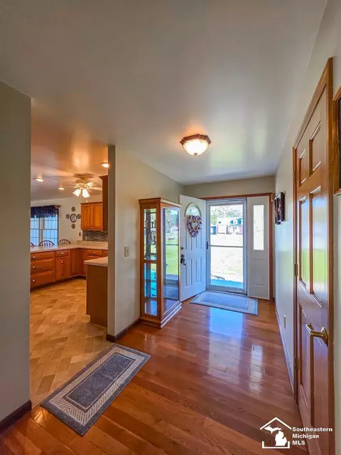 12007 Grafton, Carleton, MI 48117 photo 13