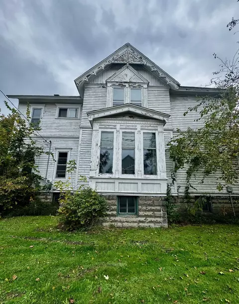 2101 5th, Bay City, MI 48708