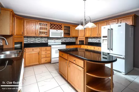 Kitchen - 2118 N N Riv, Saint Clair, MI 48079 photo 1 of 3
