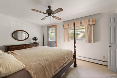 Bedroom - 11866 Bradley, Jerome, MI 49249 photo 6 of 9