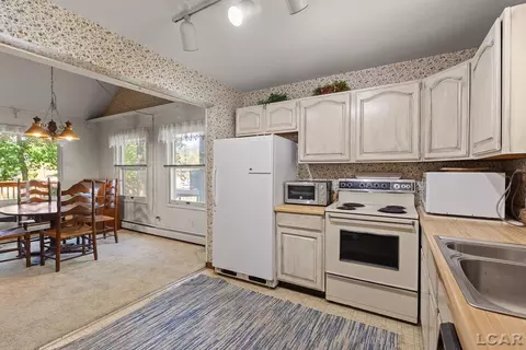 Kitchen - 11866 Bradley, Jerome, MI 49249 photo 1 of 4
