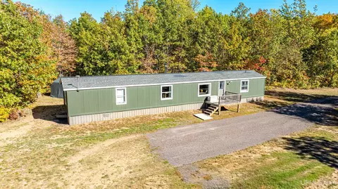 53209 N Superior, Houghton, MI 49931