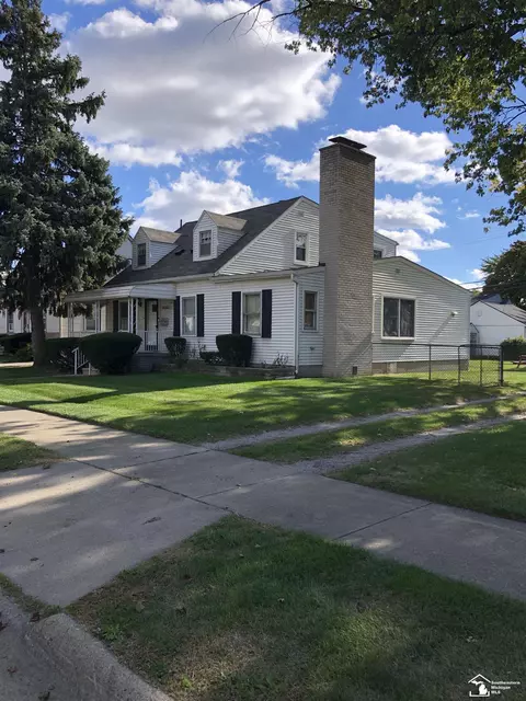 15163 University, Allen Park, MI 48101