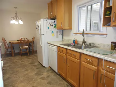 Kitchen - 1480 Byfield, Harrison, MI 48625 photo 4 of 4