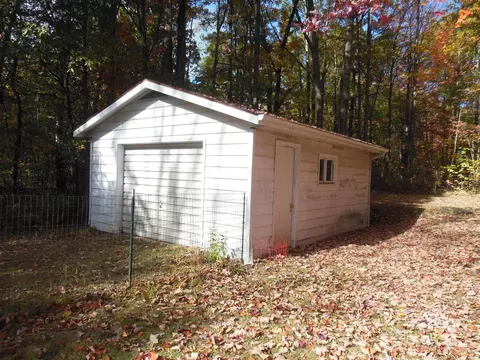 Exterior - 1480 Byfield, Harrison, MI 48625 photo 5 of 11