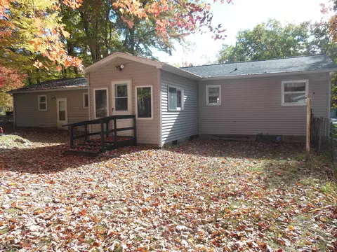 Exterior - 1480 Byfield, Harrison, MI 48625 photo 6 of 11