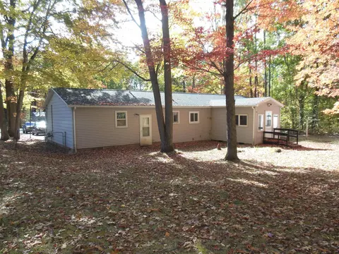 Exterior - 1480 Byfield, Harrison, MI 48625 photo 7 of 11
