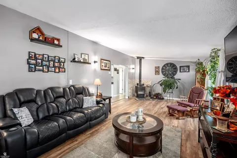 Living - 520 W W Ml, Capac, MI 48014 photo 1 of 1