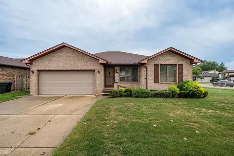 36552 Melbourne, Sterling Heights, MI 48312