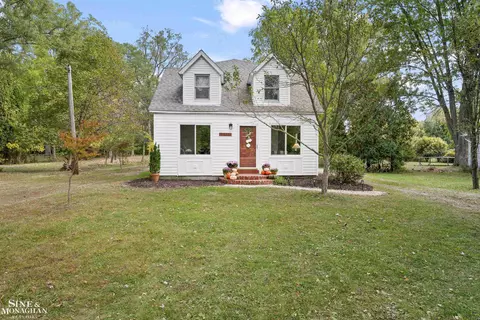 22050 Cass, Farmington Hills, MI 48335