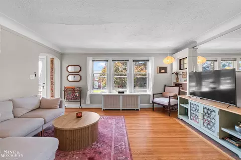 674 Neff, Grosse Pointe, MI 48230 photo 5