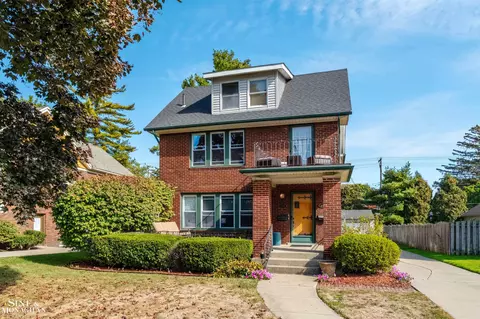 674 Neff, Grosse Pointe, MI 48230 photo 2
