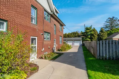 674 Neff, Grosse Pointe, MI 48230 photo 33