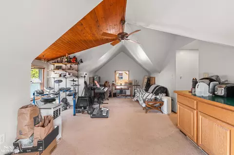 674 Neff, Grosse Pointe, MI 48230 photo 23