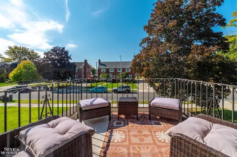 674 Neff, Grosse Pointe, MI 48230 photo 9