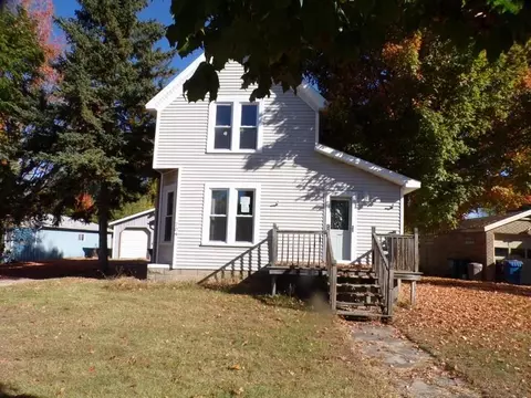 704 W Huron, Vassar, MI 48768