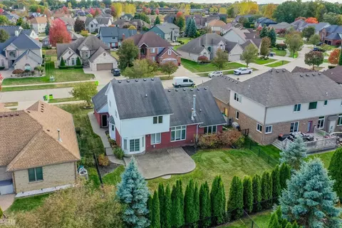 View/Area - 45563 Thorn Tree, Macomb, MI 48044 photo 6 of 6