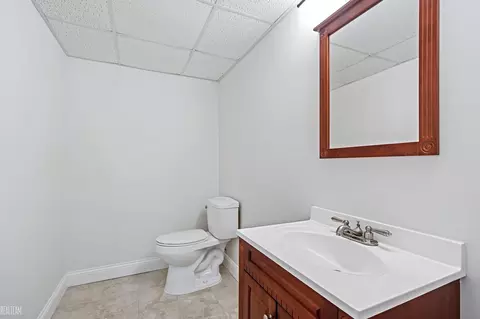 Bath - 45563 Thorn Tree, Macomb, MI 48044 photo 5 of 5