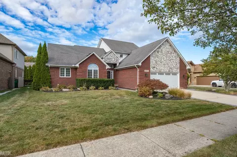 Exterior - 45563 Thorn Tree, Macomb, MI 48044 photo 4 of 4