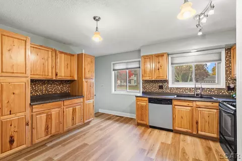 403 Seminole, Tecumseh, MI 49286 photo 9