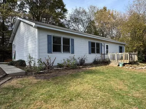 10722 Rawsonville, Belleville, MI 48111