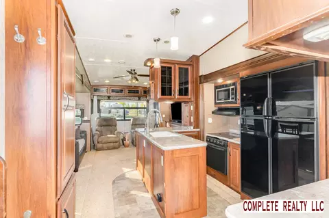 Kitchen - 831 Main St UNIT 222, Au Gres, MI 48703 photo 4 of 5