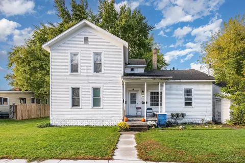 2105 Mackinaw, Saginaw, MI 48602