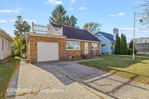 3433 Court, Saginaw, MI 48602