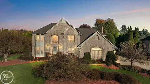 54660 Whitby, Shelby Township, MI 48316