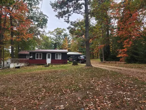 4813 Poplar, Harrison, MI 48625
