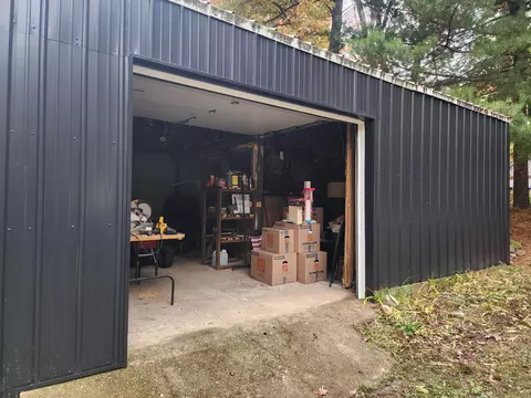 4813 Poplar, Harrison, MI 48625 photo 5