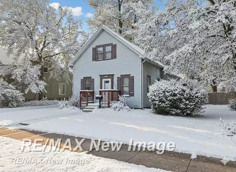 1608 Congress, Saginaw, MI 48602