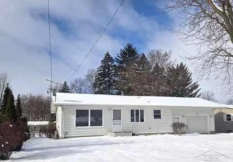 120 Kratz, Hemlock, MI 48626