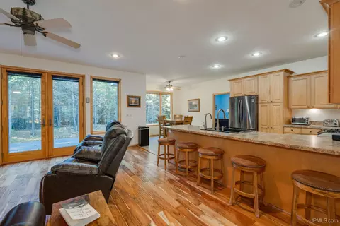 9699 0025, Cooks, MI 49817 photo 11