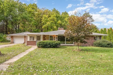 1374 E Moore, Saginaw, MI 48601