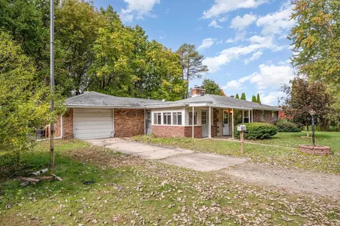 Exterior - 1374 E Moore, Saginaw, MI 48601 photo 2 of 8