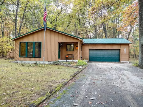 4284 Hemlock, Farwell, MI 48622