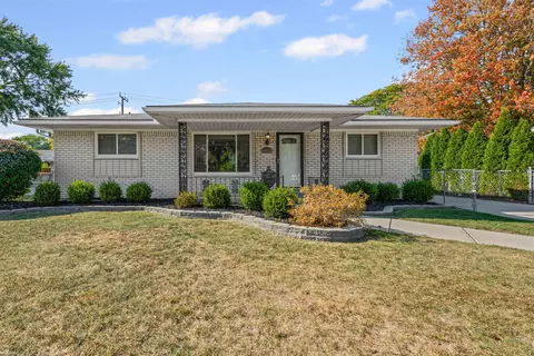 40453 Regency, Sterling Heights, MI 48313