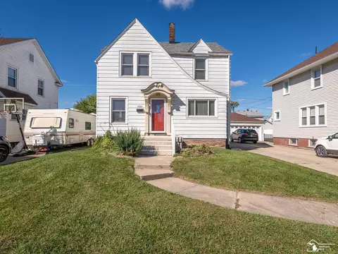 530 Toledo, Monroe, MI 48161
