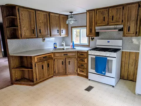 3991 Duprie, Standish, MI 48658 photo 4