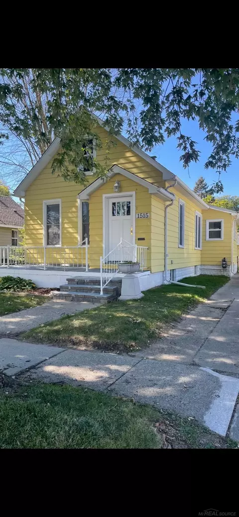 1515 11th, Port Huron, MI 48060