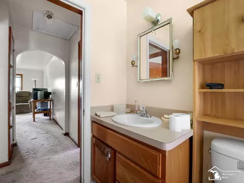 Bath - 2015 Grand, Monroe, MI 48162 photo 2 of 2