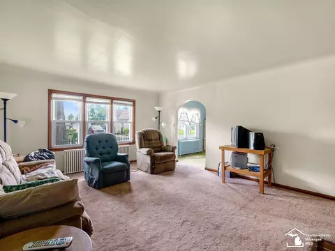 Living - 2015 Grand, Monroe, MI 48162 photo 3 of 3