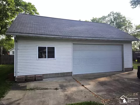 Other - 2015 Grand, Monroe, MI 48162 photo 6 of 6